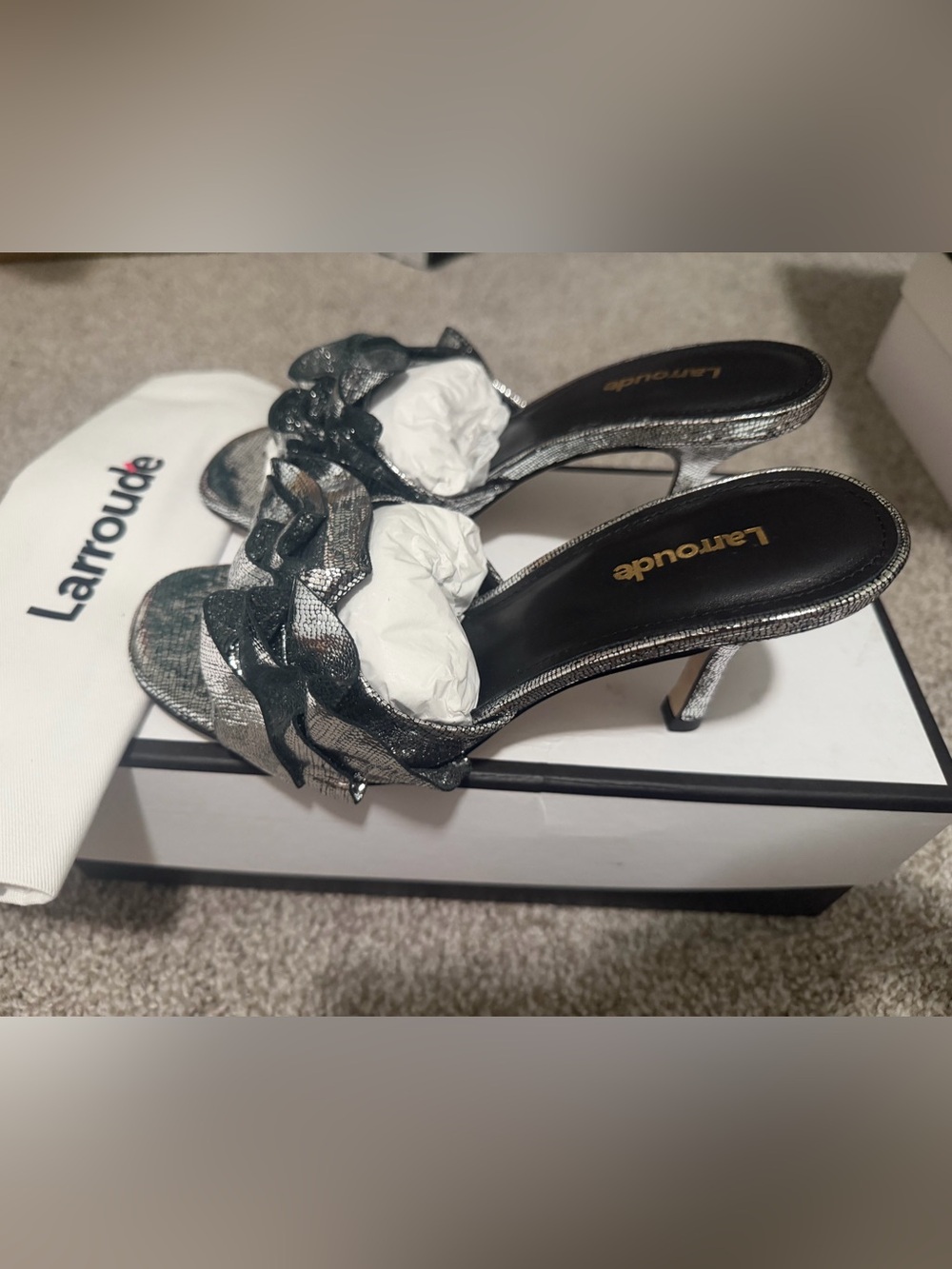 “New” Larroude COLETTE Ruffle Silver Floral Slingback Heels size5